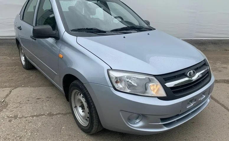 LADA (ВАЗ) GRANTA 1.6 AT (98 л.с.)