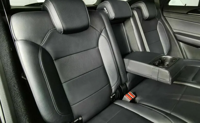 Mercedes-Benz GLE 400 4MATIC 9G-TRONIC (333 л.с.) Особая серия Черный