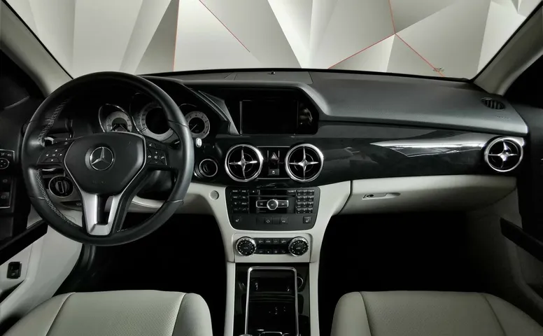 Mercedes-Benz GLK GLK 300 7G-Tronic 4MATIC (231 л.с.) Черный