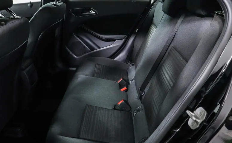 Mercedes-Benz A-Класс 180 III (W176) Рестайлинг