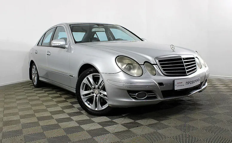 Mercedes-Benz E-Class, 3 поколение