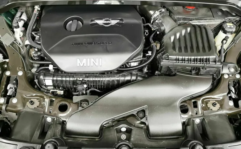 Mini Countryman Cooper S 2.0 AT ALL4 (192 л.с.) Зеленый