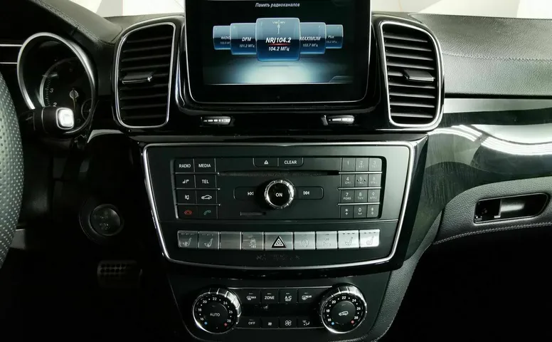 Mercedes-Benz GLE 400 4MATIC 9G-TRONIC (333 л.с.) Особая серия Черный