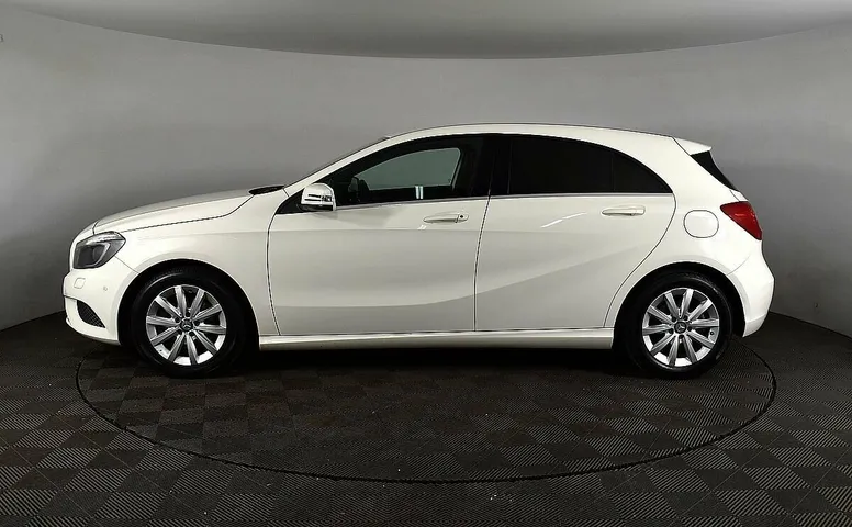 Mercedes-Benz A-Класс 180 III (W176)