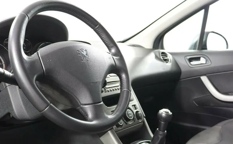 Peugeot 308 I