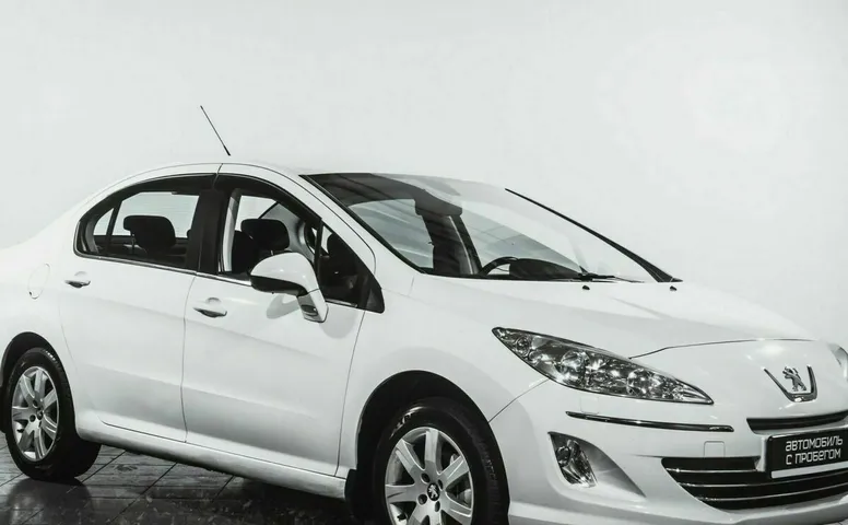 Peugeot 408