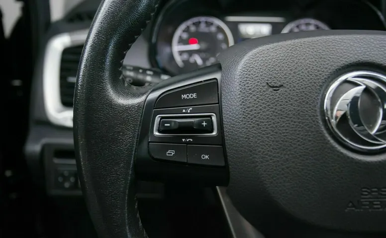 Dongfeng ax7