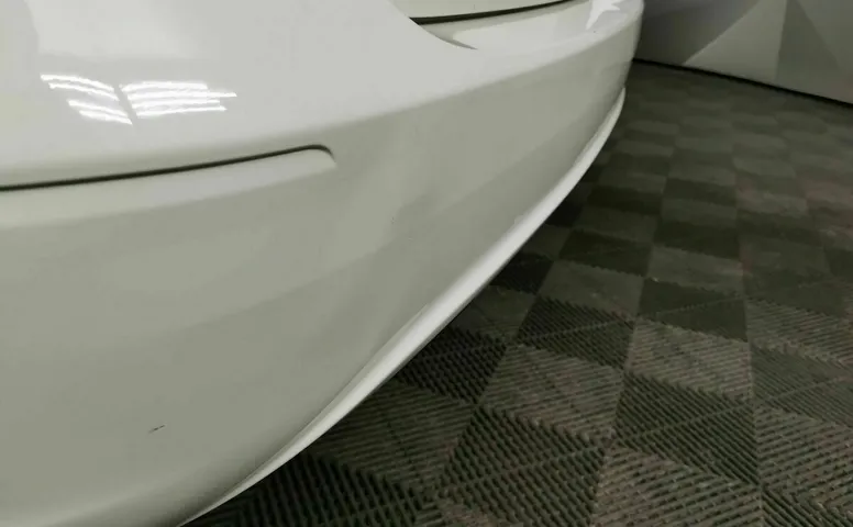 Mercedes-Benz B-Класс B 180 BlueEfficiency 7G-DCT (122 л.с.) Белый