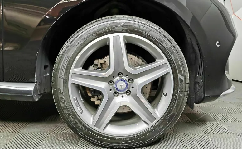 Mercedes-Benz GLE 350 d 4MATIC 9G-TRONIC (249 л.с.) Особая серия Черный