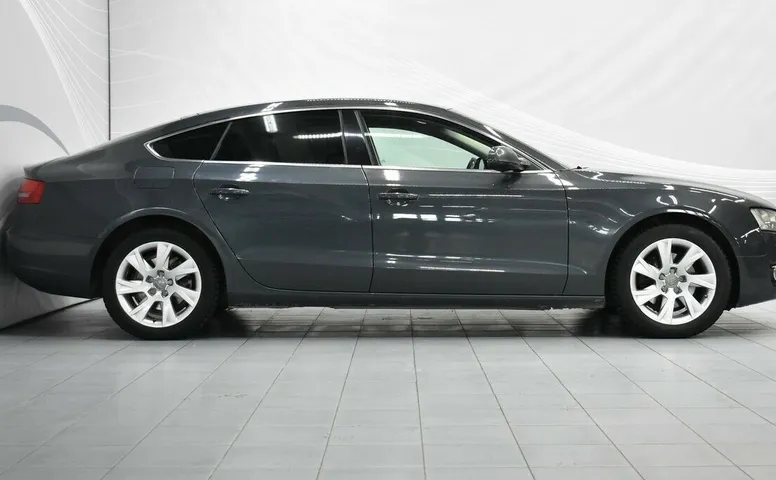 Audi A5 I (8T)
