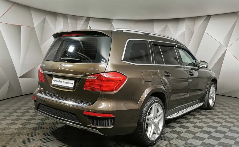 Mercedes-Benz GL GL 350 BlueTec 7G-Tronic Plus 4Matic (249 л.с.) Коричневый