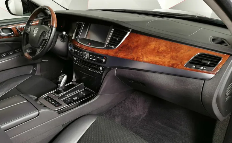 Hyundai Equus 3.8 GDi AT (334 л.с.) Elite Черный