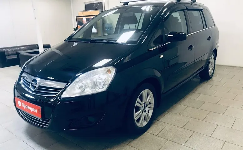 Opel Zafira В Рестайлинг