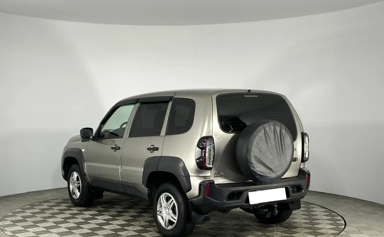  Lada (ВАЗ) Niva I Рестайлинг (Travel)