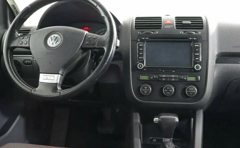 Volkswagen Golf 1.4 Робот