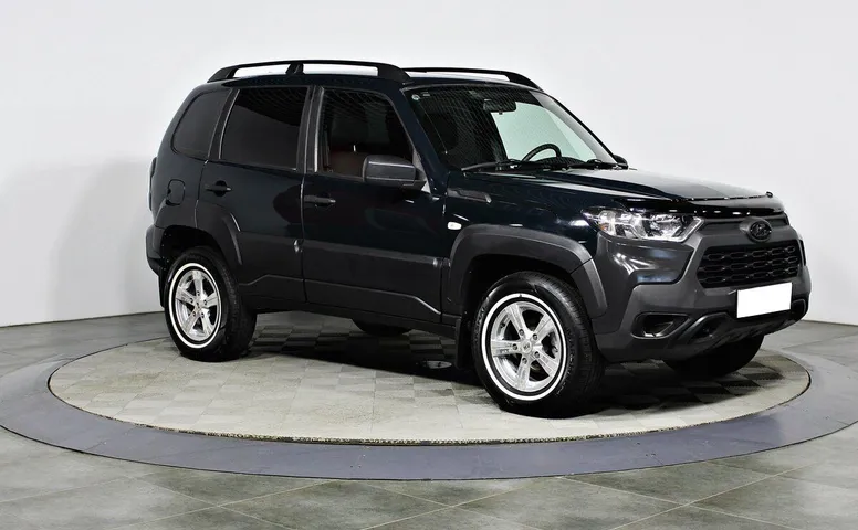 Lada (ВАЗ) Niva I Рестайлинг (Travel)