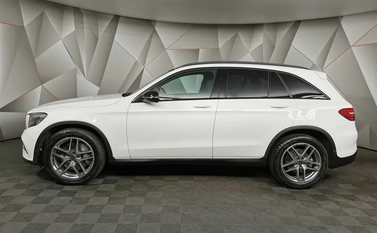 Mercedes-Benz GLC 220 d 9G-TRONIC 4MATIC (170 л.с.) Особая серия Белый