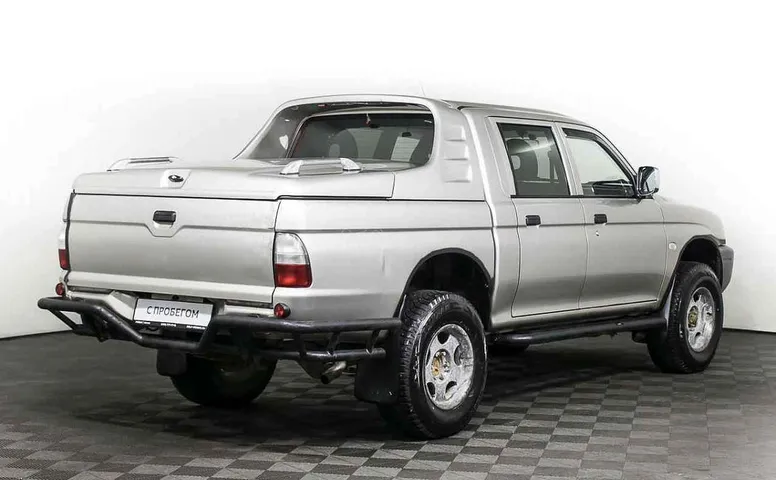 Mitsubishi L200